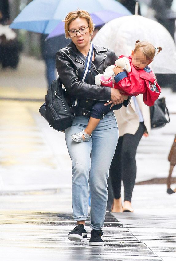 Scarlett Johansson con su hija Rose Dorothy