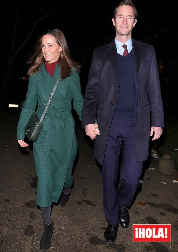 Pippa Middleton con abrigo de Mango