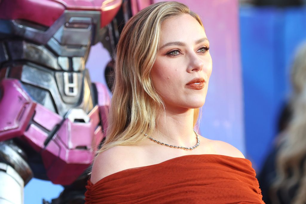 Scarlett Johansson en la Premiere de "Transformers One" en Londres, 2024