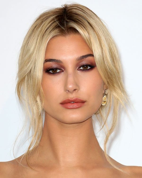 consejos_maquillaje_gato_hailey_baldwin_2a