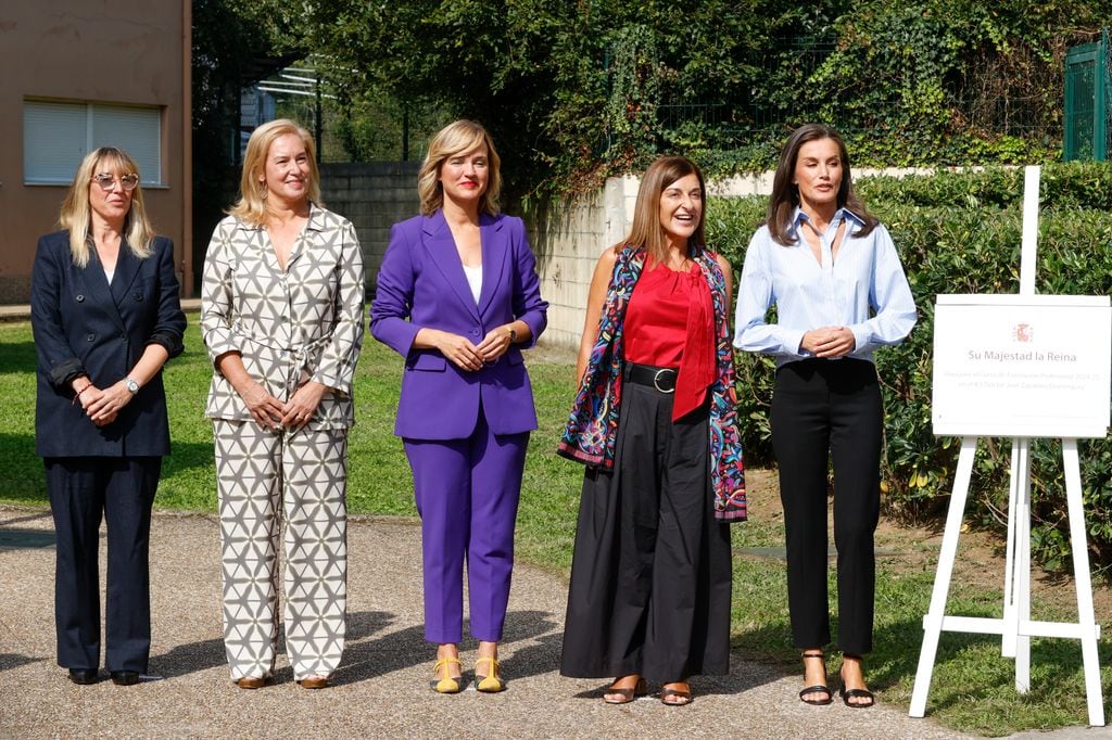 La reina Letizia en la apertura del curso de FP en Castro Urdiales el 18 de septiembre de 2024