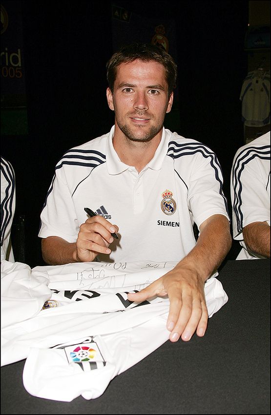 Michael Owen es un futbolista que estuvo en el Real Madrid