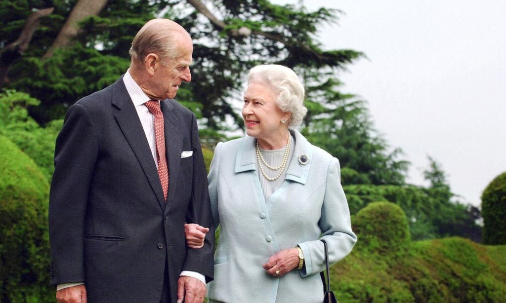 the queen 39 s husband prince philip has passed away