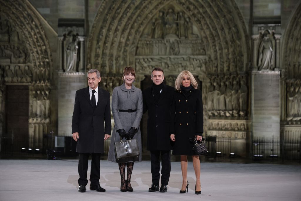 Emmanuel y Brigitte Macron con Nicolás Sarkozy y Carla Bruni