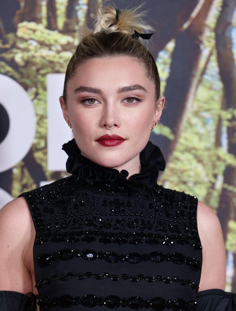 florence pugh mono japones