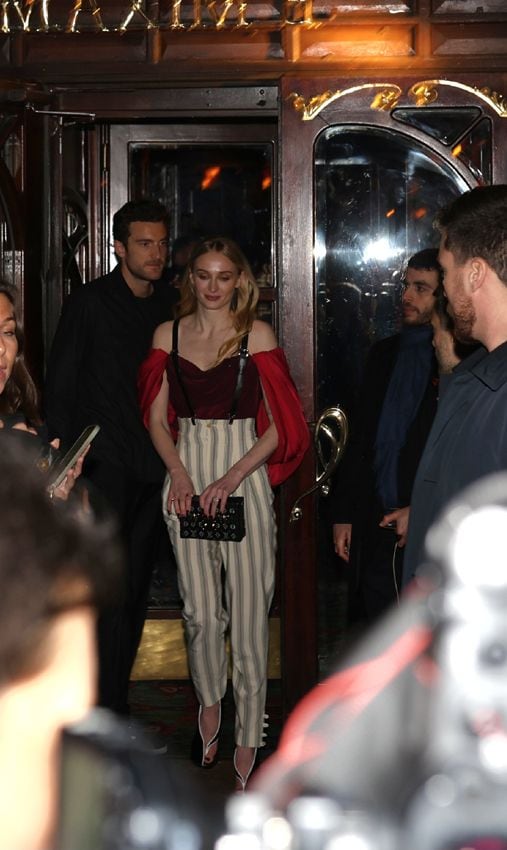 Sophie Turner y Peregrine Pearson han regresado a la Semana de la Moda de París