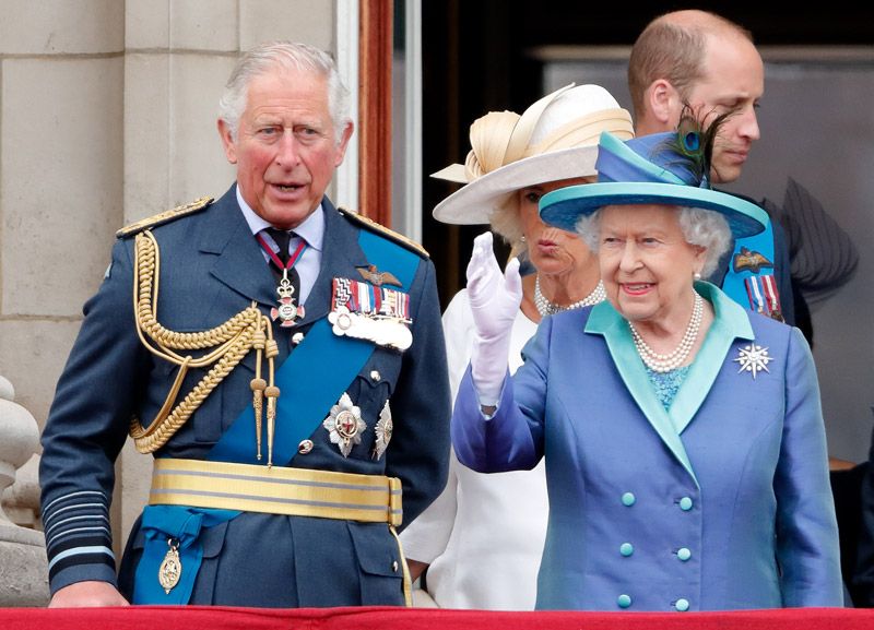 El rey Carlos con la reina Isabel 