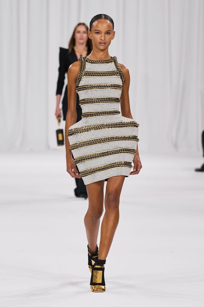 Paris Fashion Week: Balmain Primavera/Verano 2025