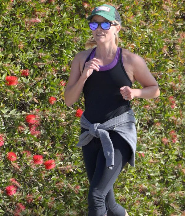 Reese Witherspoon, en una sesión de jogging, poniéndose en forma.
