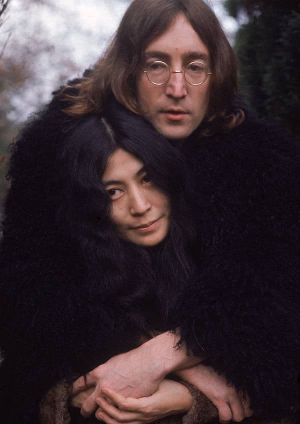 John y Yoko estaban profundamente enamorados y se veían incapaces de vivir el uno sin el otro 