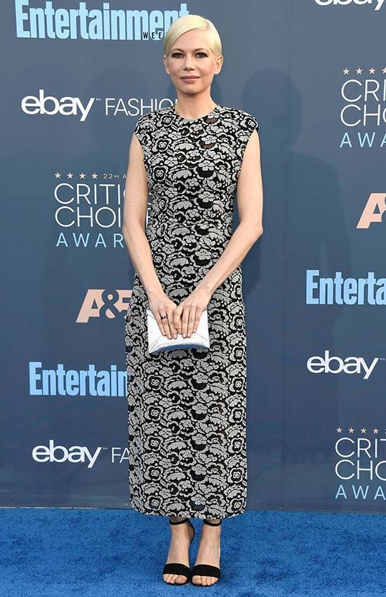 critics_choice_awards_diciembre_michelle_williams_2106_1