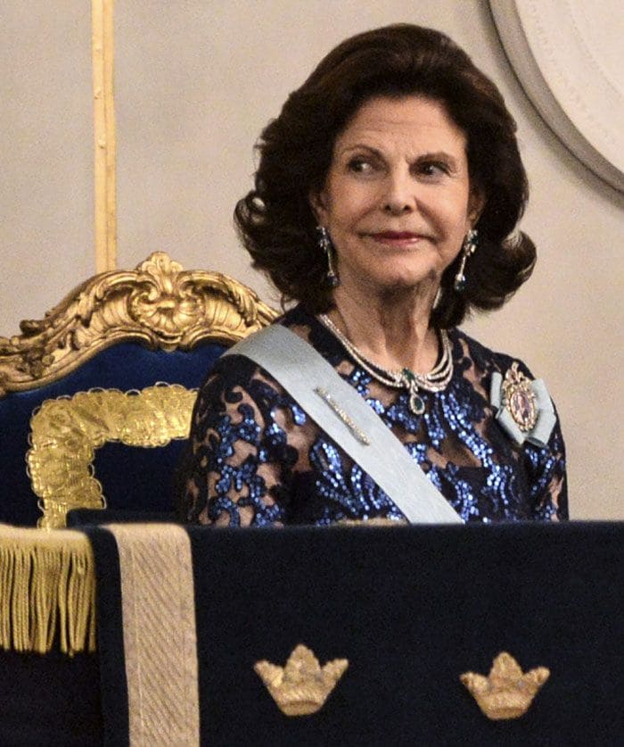 La reina Silvia, en la última cita de gala de toda la Familia Real sueca, dos días antes de su cumpleaños
