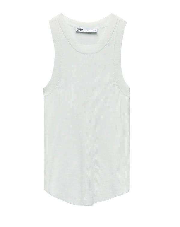 camiseta blanca zara