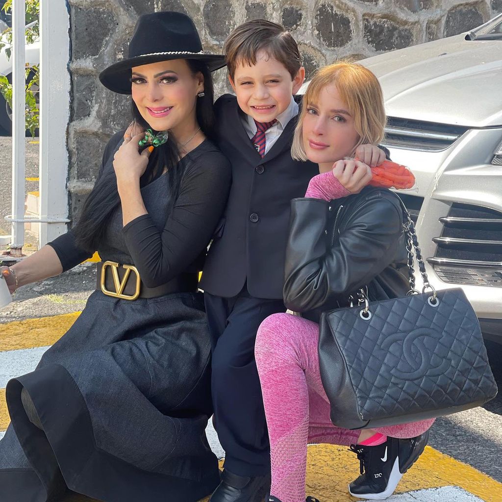 Maribel Guardia, José Julián e Imelda Garza Tuñón