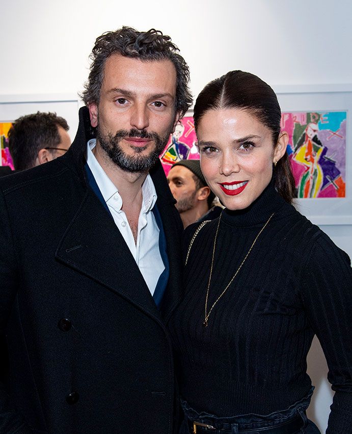 Juana Acosta y Charles Alazet