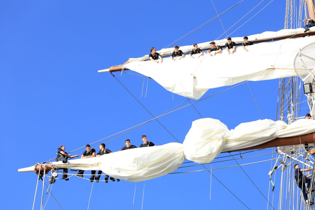 La princesa Leonor a bordo de Elcano