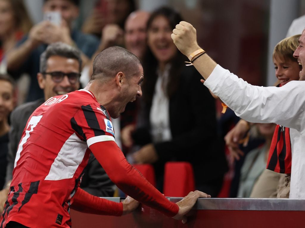 Álvaro Morata and his son