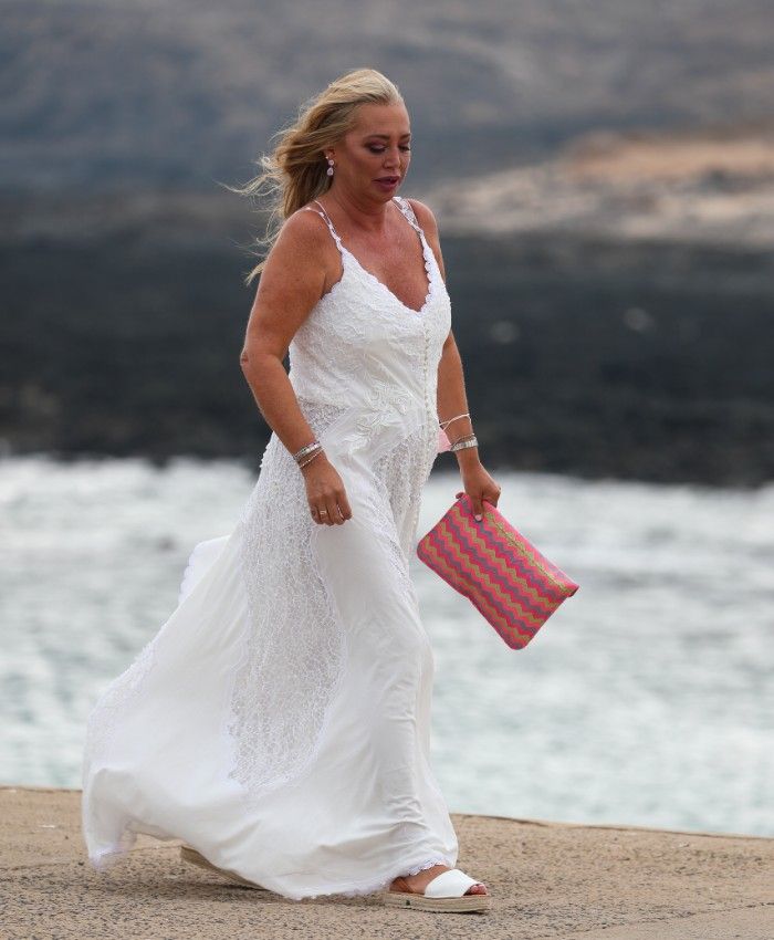 Belén Esteban en la boda de Anabel Pantoja