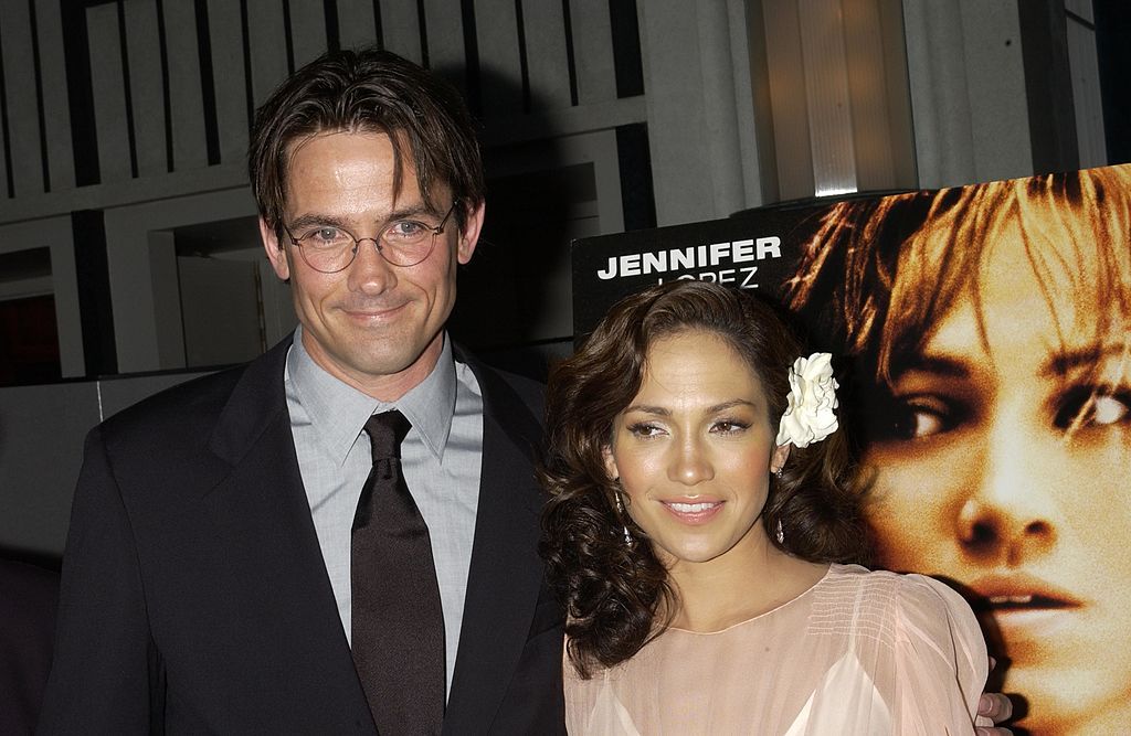 Billy Campbell y Jennifer Lopez durante la premiere de 'Nunca más' en Nueva York.