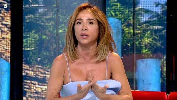 María Patiño en el plató de Supervivientes