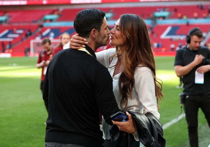 Lorena Bernal y Mikel Arteta tras la victoria del Arsenal