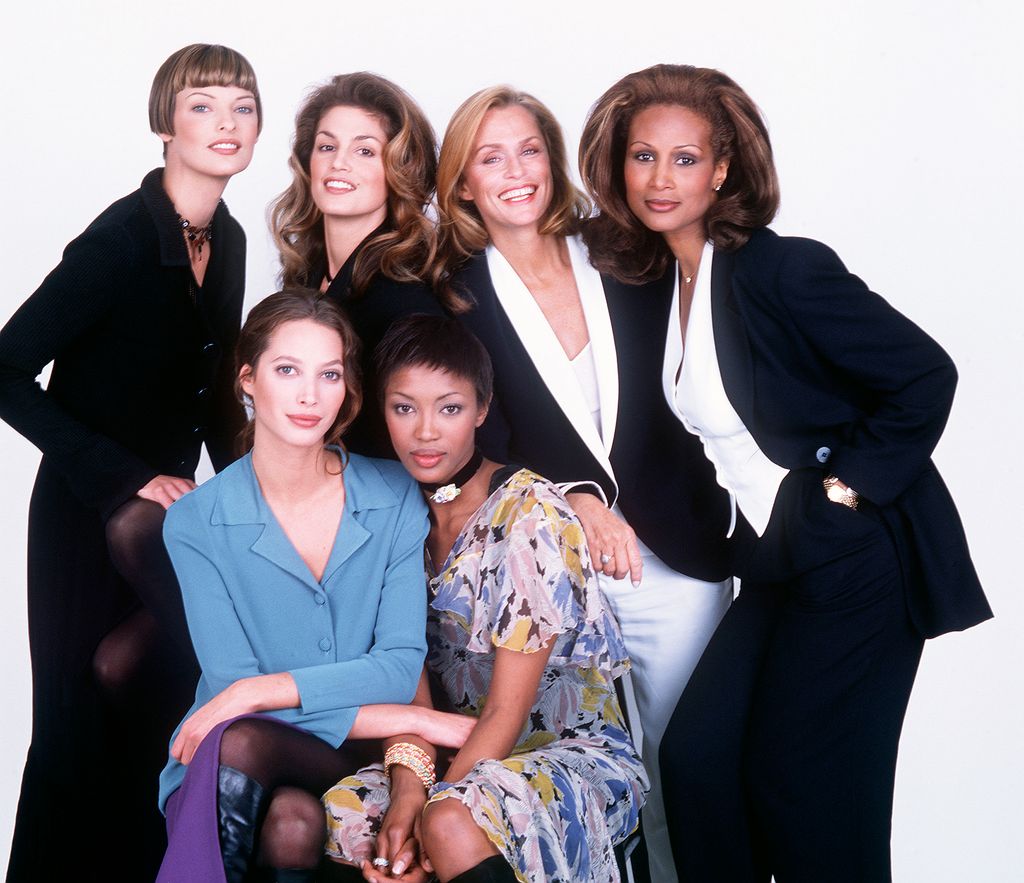 Linda Evangelista, Cindy Crawford, Lauren Hutton, Beverly Johnson, Christy Turlington y Naomi Campbell en los años 90