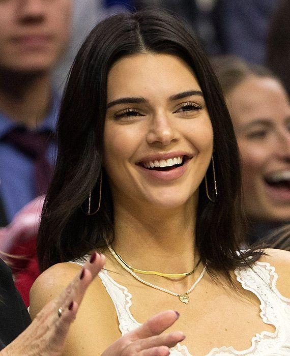 kendall jenner pendientes ojo 7a