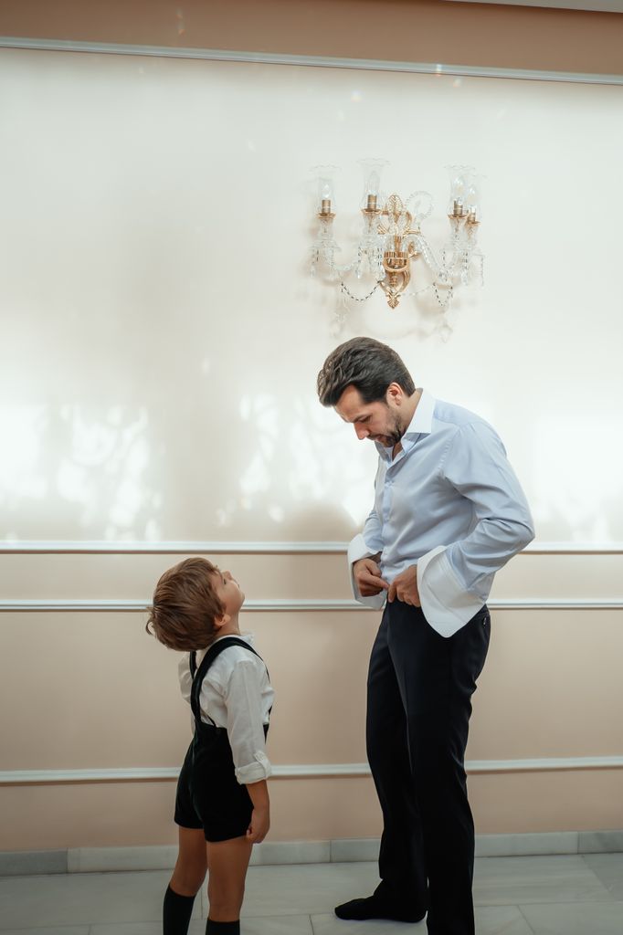 Pepe Flores con su hijo, de cuatro años