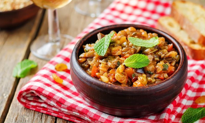 Caponata siciliana de berenjenas