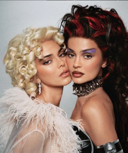 Kendall y Kylie en Halloween 2023