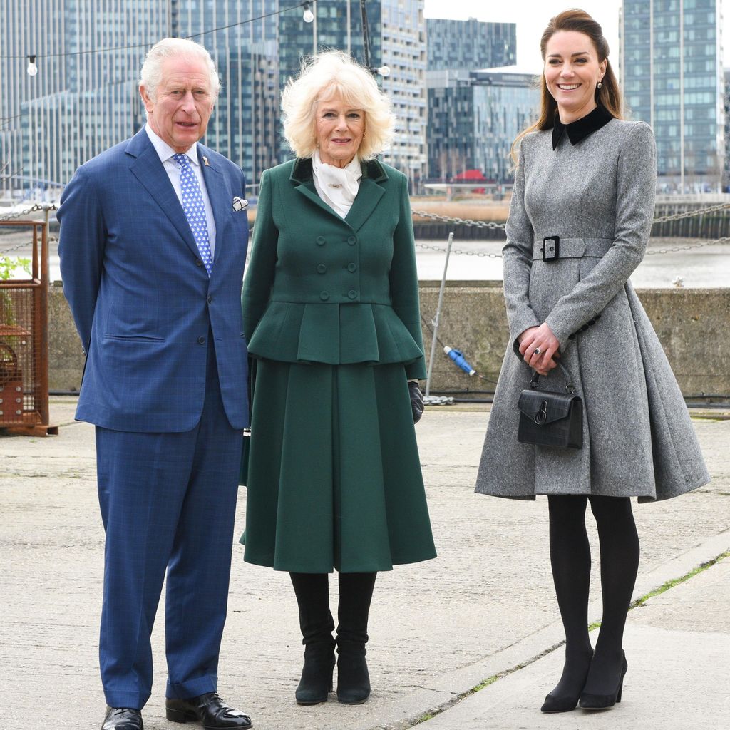 El rey Carlos, la reina Camilla y Kate Middleton