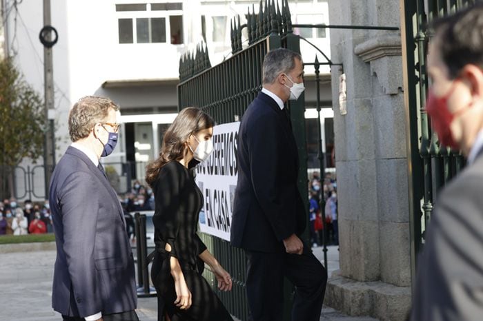 Los Reyes presiden en Marín el funeral por los marineros fallecidos en el naufragio del 'Villa Pitanxo'