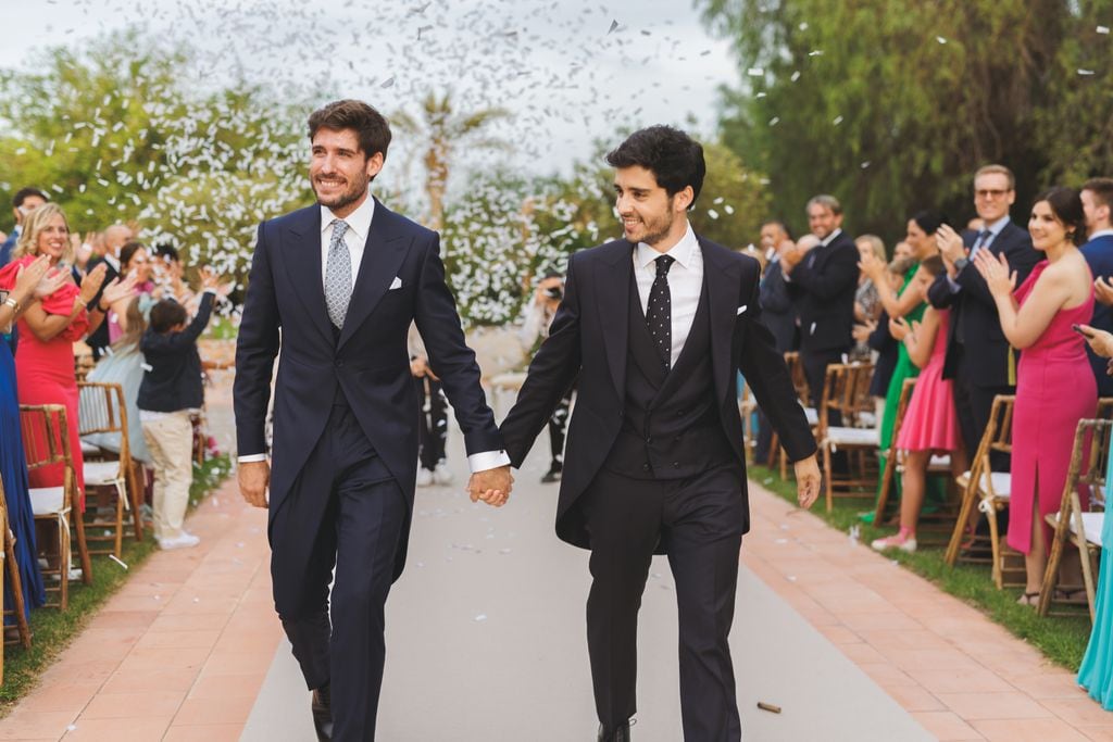 Juan Carlos y Javier llegando a su boda