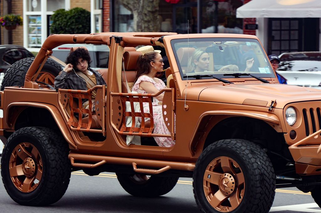 Jennifer y Emme han disfrutado el verano en los Hamptons con algunos amigos.