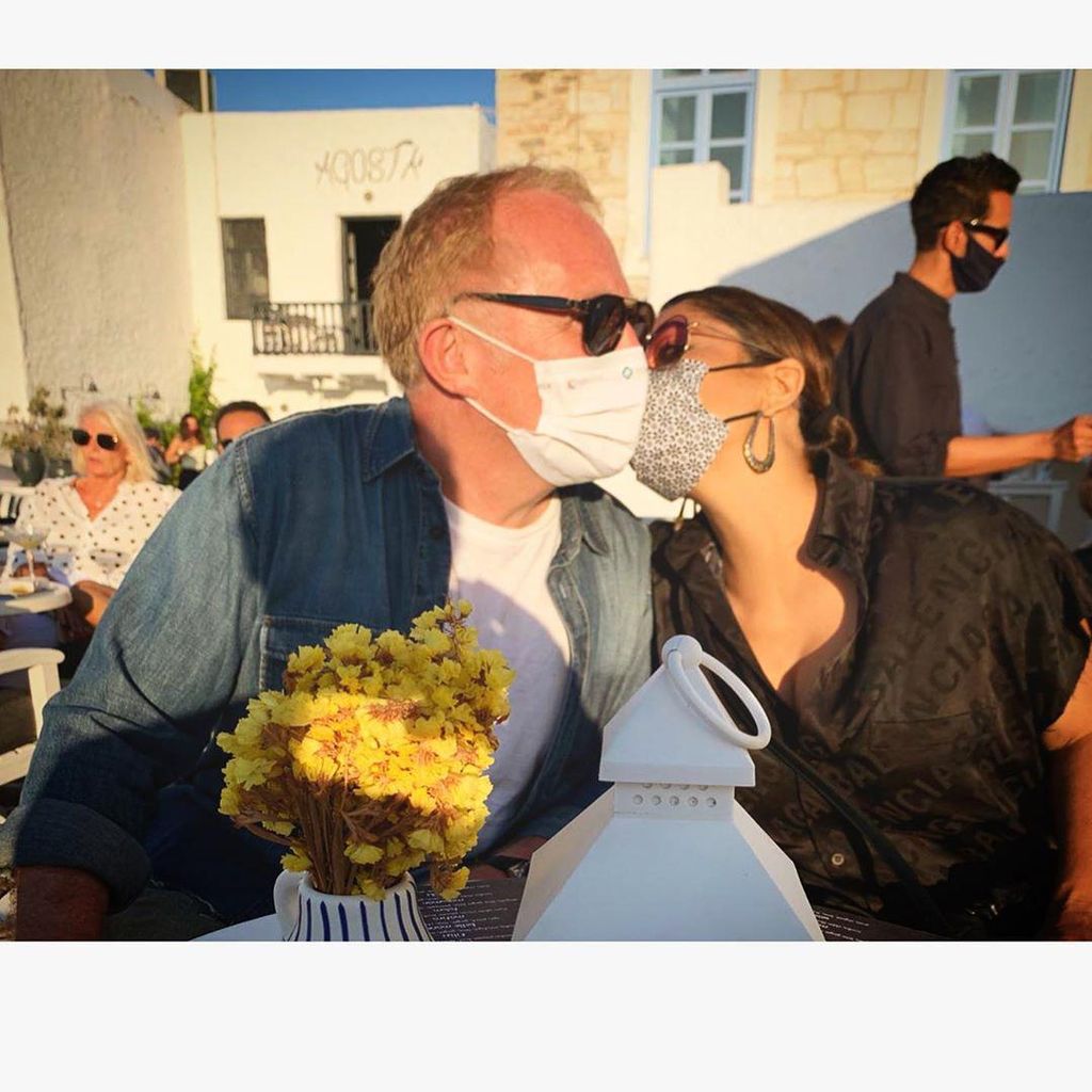 Salma Hayek y su esposo en Grecia