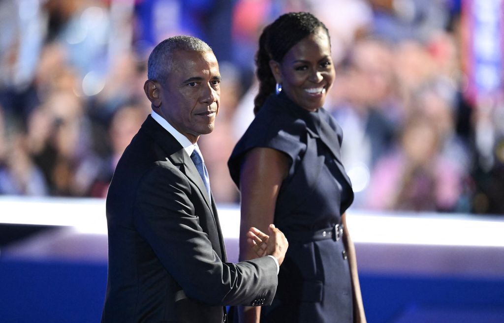 Barack Obama y su mujer después de la Convención Nacional Demócrata en 2024