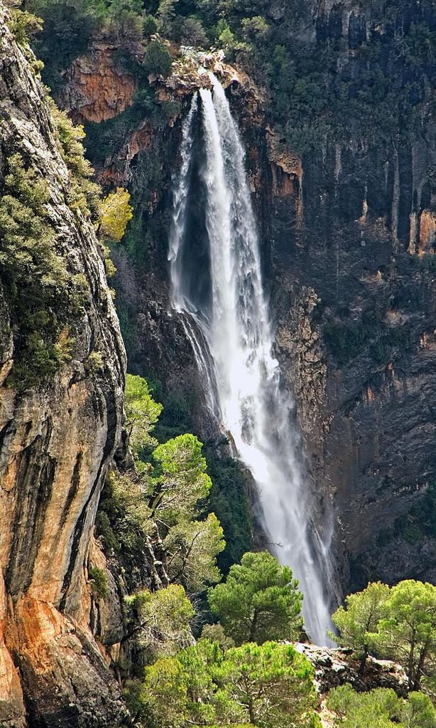 la cascada de la osera en ja n