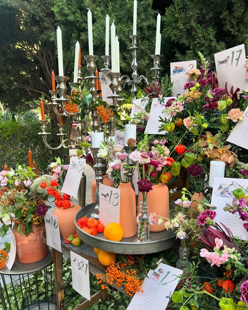 Decoración de bodas con frutas y verduras candelabros