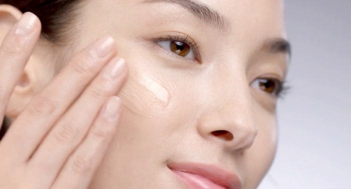 Las japonesas practican este ritual de Clé de Peau Beauté