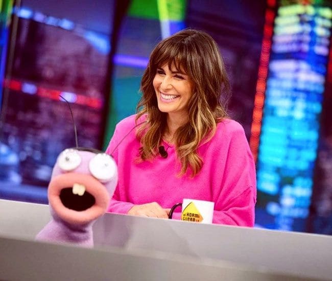 nuria roca flequillo hormiguero