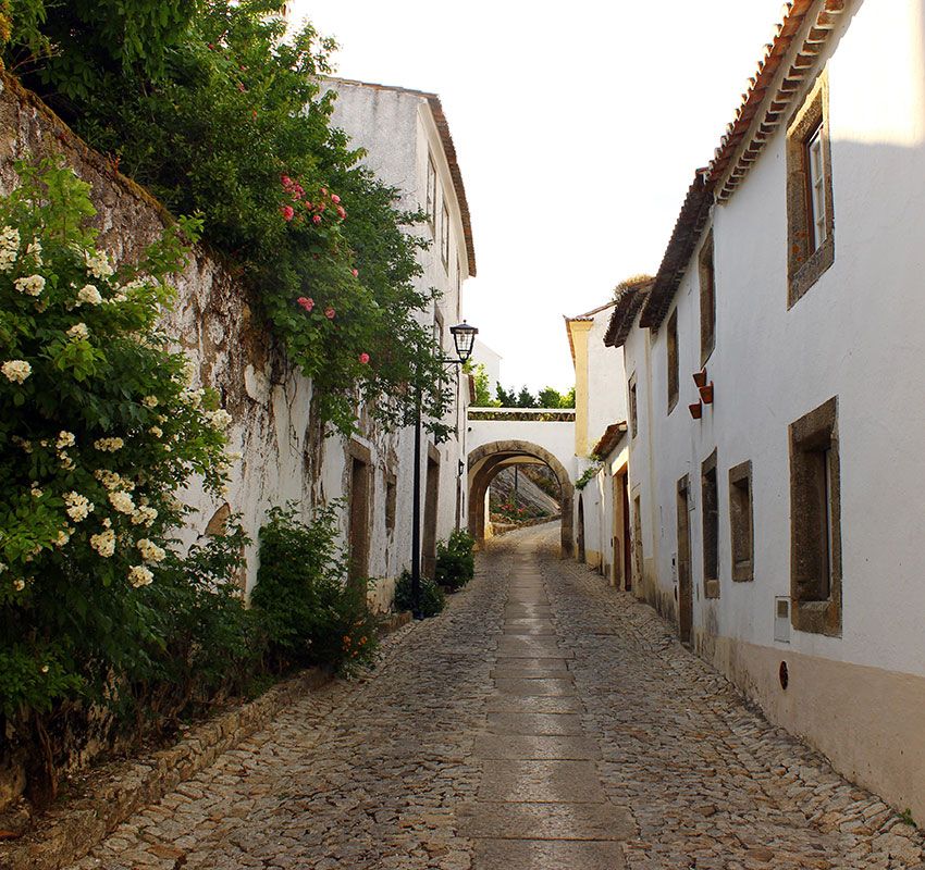 Calle empedrada de Marvão, Portugal