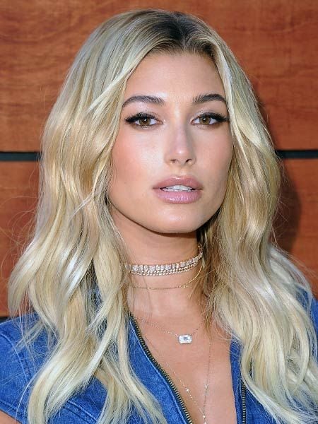 cintas_chokers_hailey_baldwin_1a