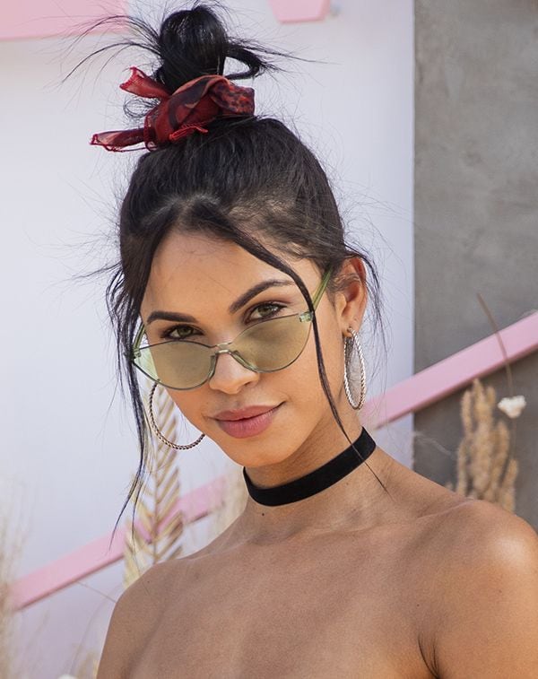 peinados coachella top knot