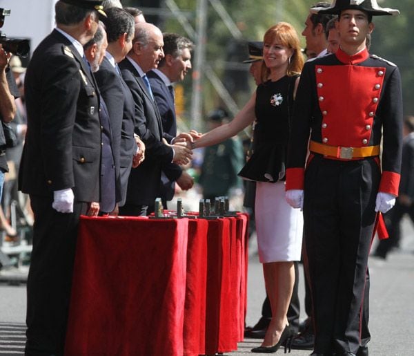 La Directora de Informativos de Antena 3 ha recibido la Cruz de Plata de la Orden del Mérito de la Guardia Civil
