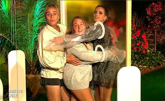 Rocío Flores, Ana María Aldón y Gloria Camila en Supervivientes