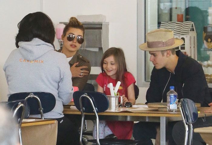 hailey justin hermana