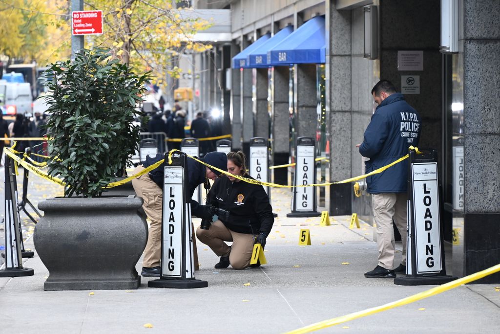 Asesinan a tiros en Manhattan al CEO de la mayor aseguradora médica de Estados Unidos