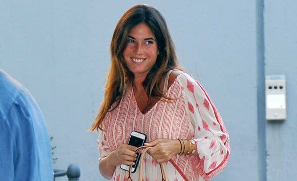 Lourdes aseguró que se iba 'muy tranquila' a Sevilla, donde está ultimando los detalles antes del nacimiento de su hija Carmen
