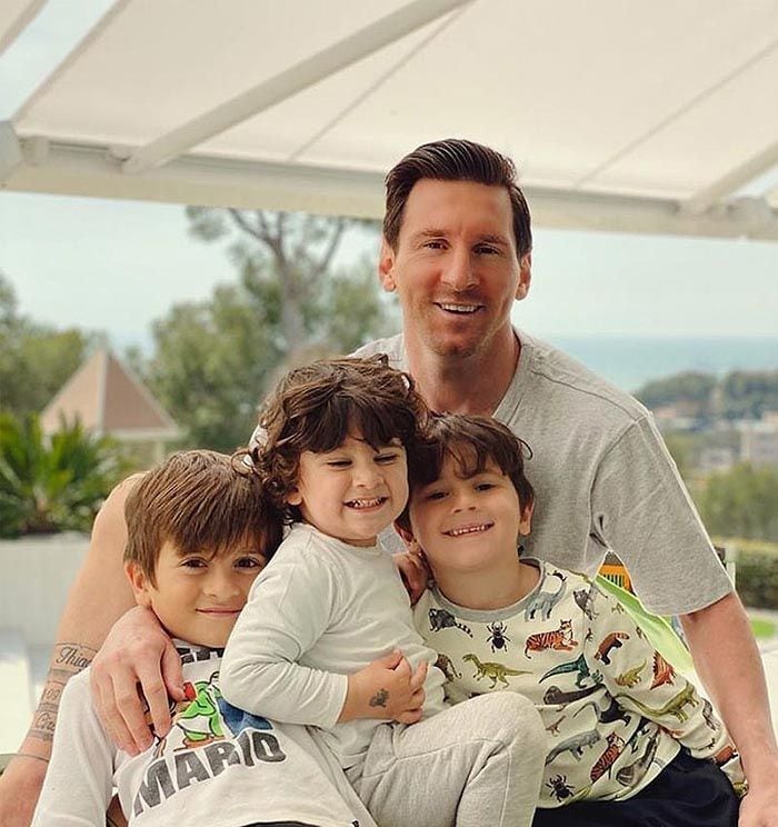 Messi con sus hijos