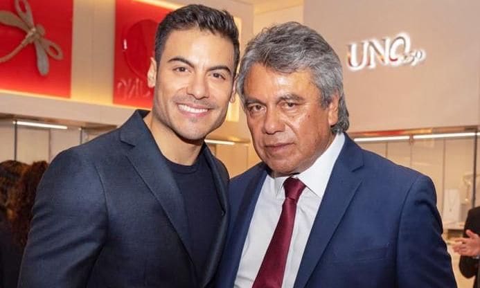 Carlos Rivera y su papá